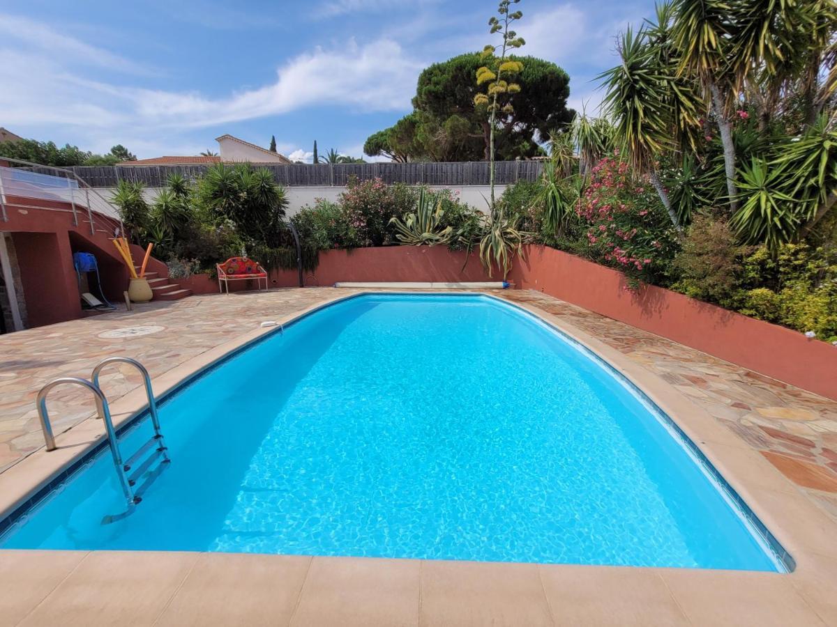 Villa Villa Palm' Issambres 6-7 Personnes, Clim, Avec Piscine, Jardin Et Parking Prives La Garonnette-Plage